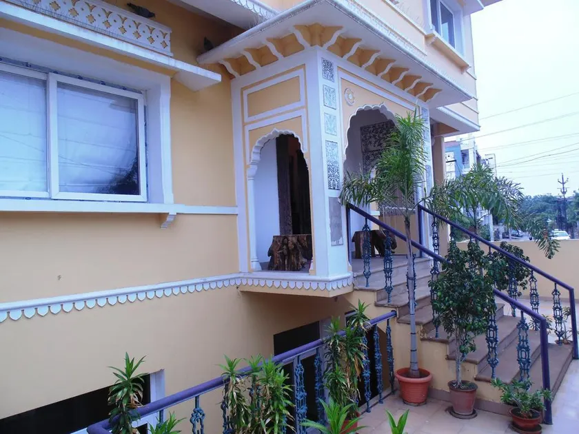 Hotel Raj Kothi Jaipur airport - Image 1