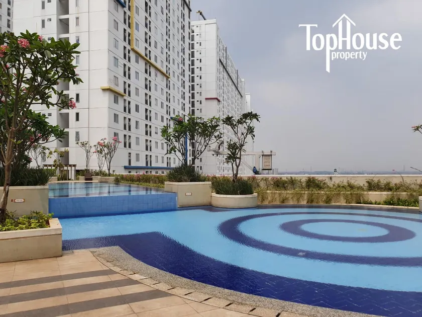 Apartment Bassura City by Travelibu - Image 1
