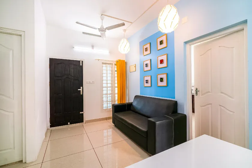 OYO 40960 Home Thykoodam Apartment s - Image 1