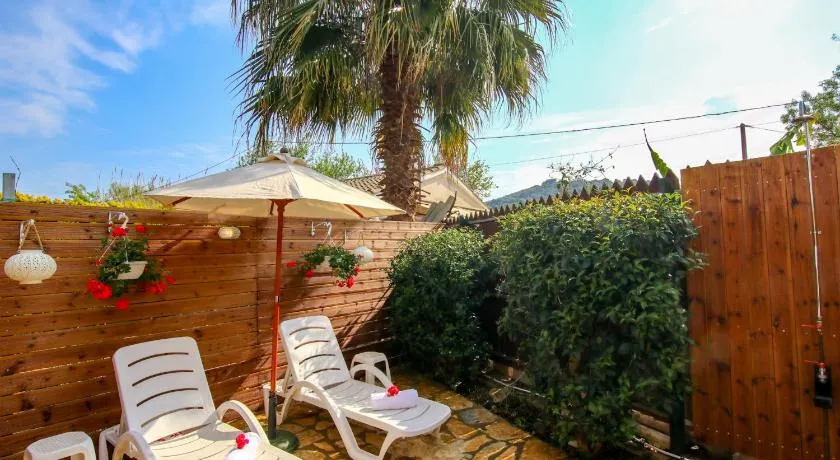 Aggeliki's Hideaway Studio - Image 1