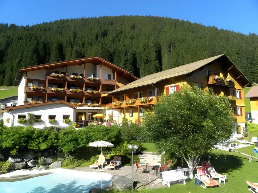 Hotel Alpenblume - Image 1