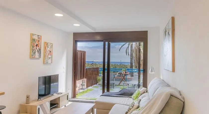 Blue Horizon Bright Apartment near Los Cancajos Beach - Image 1