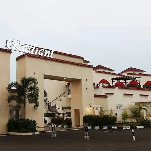 Hotel The Radiant - Image 1