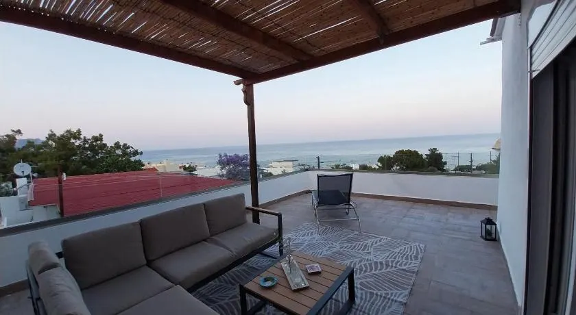 Little Paradis - Image 1
