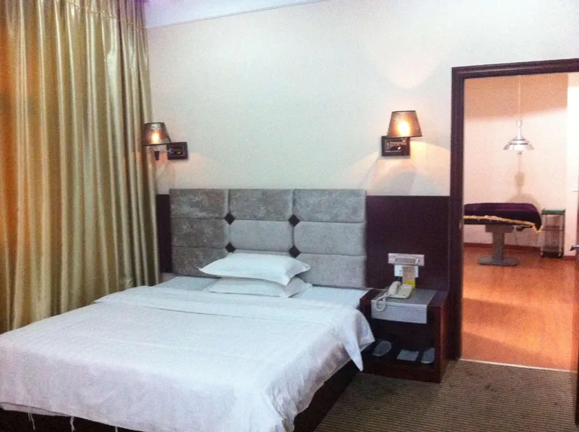 Xin Yue Shang Wu Hotel - Image 1