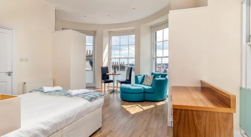 Victoria Court Suites - Aberdeen - Image 1