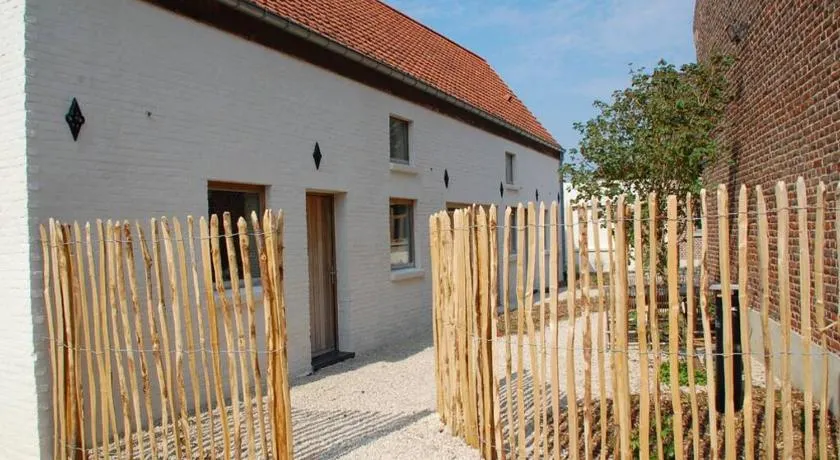 Beautiful holiday home in renovated farm 30 mins from Pairi Daiza - Image 1