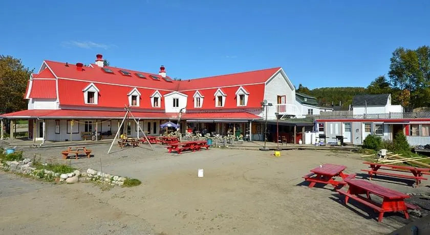 Auberge jeunesse de Tadoussac - Image 1