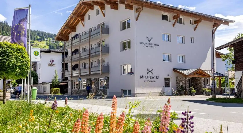 Mountainview Apartments - Image 1