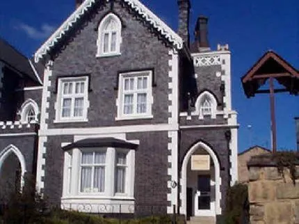 Park House Guest House - Image 1