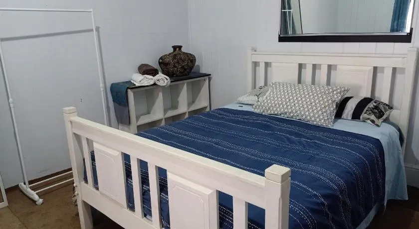 Spacious Townsville City Apartment - Image 1