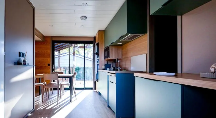Chalet Prestige No 55 - Image 1