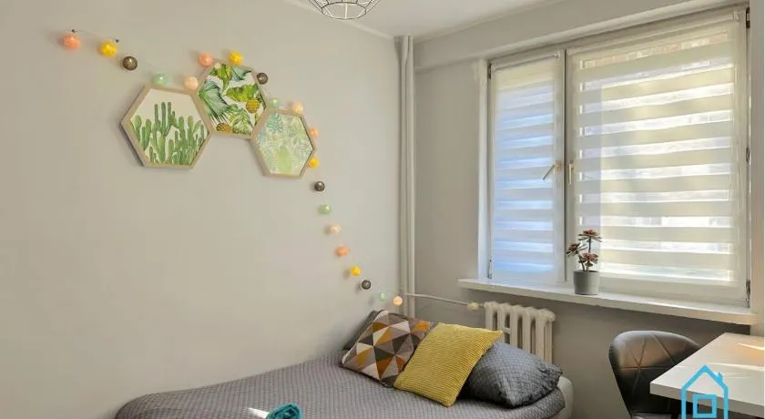 Cactus Room 10 Min to Old Town Gdańsk,PKP & Shopping Mall - Image 1