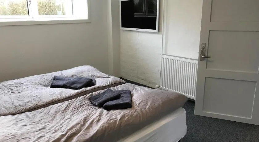Jysk bed and no breakfast - Image 1
