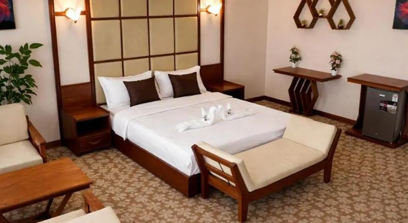 Kinyuki Country Hotel - Image 1