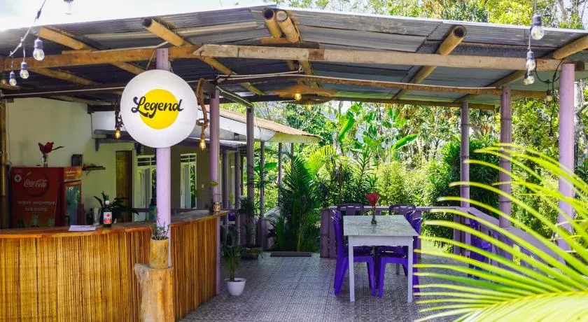 Legend Guesthouse - Image 1