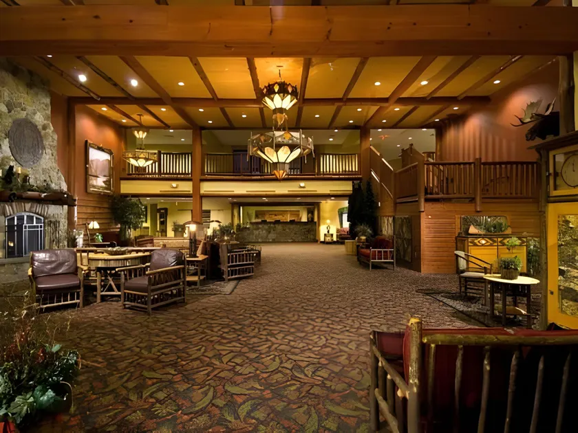 Great Escape Lodge & Indoor Waterpark - Image 1