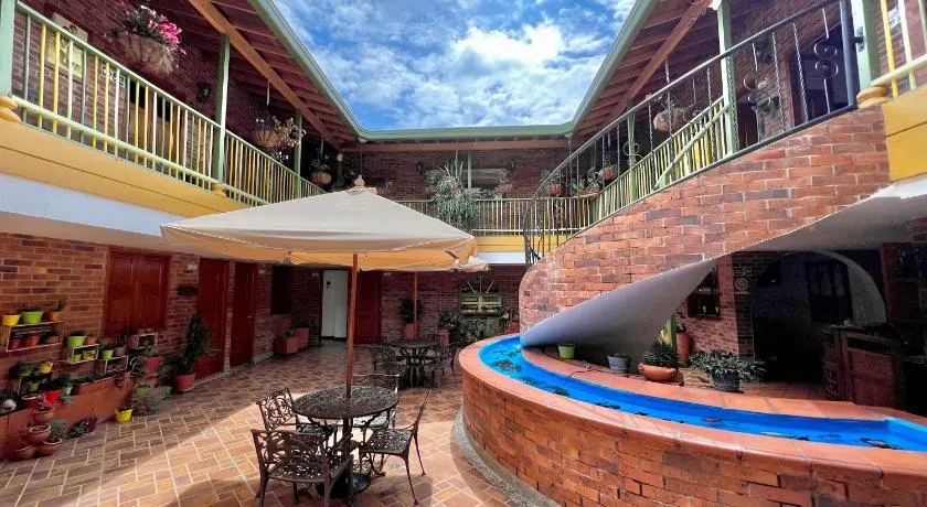 HOTEL MONTE VERDE - Image 1