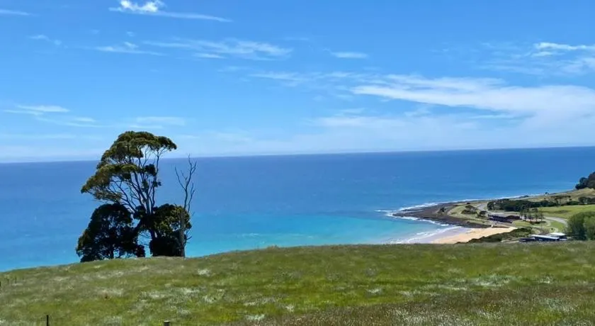 Penguin Seaside Farm - Image 1