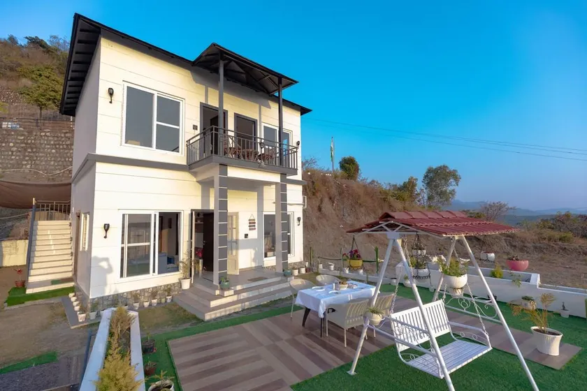 Serene 3BHK on Mussoorie foothills by Planacation - Image 1
