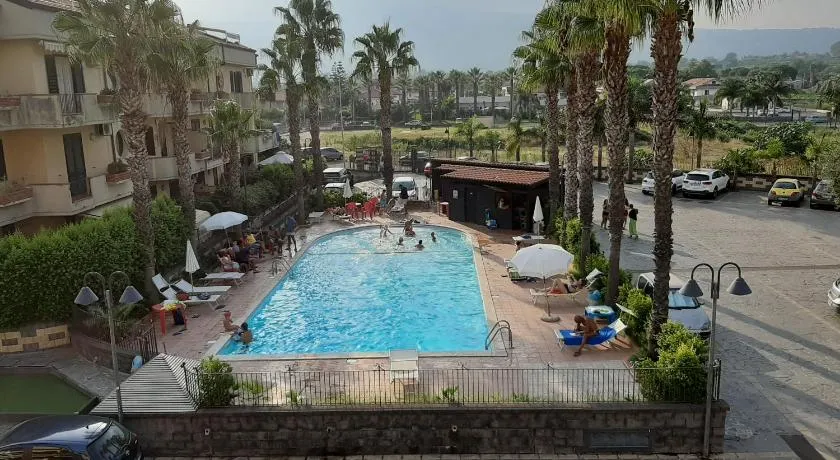 Casa, Mare-Etna-Taormina - Image 1