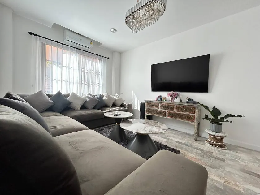 Tuscany House in Chiang Mai No.338/7 - Image 1