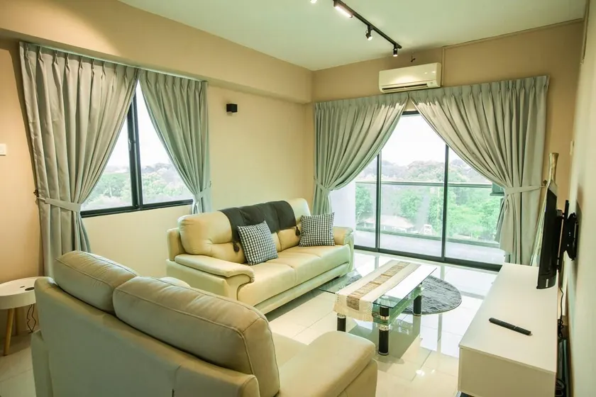 Cosy Riverview Suite @ Ipoh Town - Image 1
