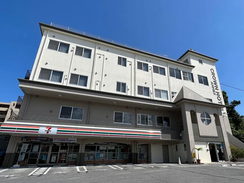 Crown Hotel Okinawa Annex - Image 1