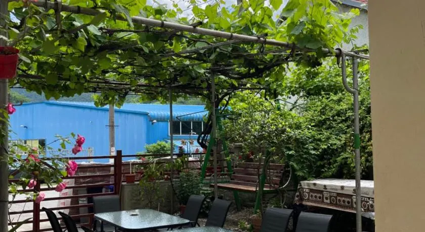Casa Dina - Image 1