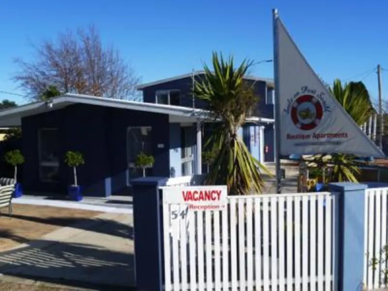 Sails On Port Sorell Boutique Apartments - Image 1