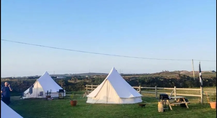 Gwens Garden bell tent - Image 1