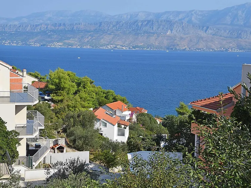 Lozna Residence - Image 1
