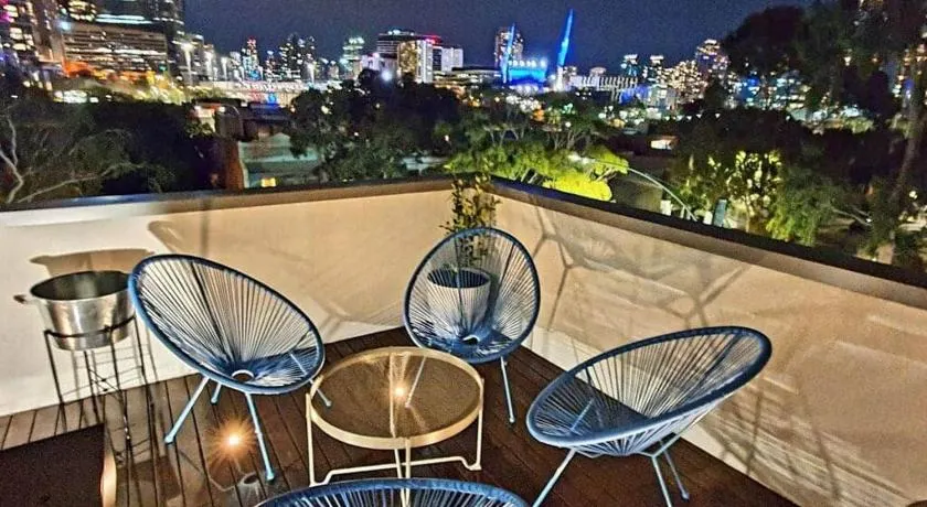 Flagstaff Hill West Melbourne - Image 1