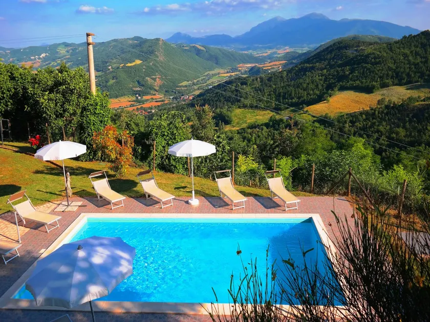 Villa in Marche with Pool  Panoramic Views - Image 1