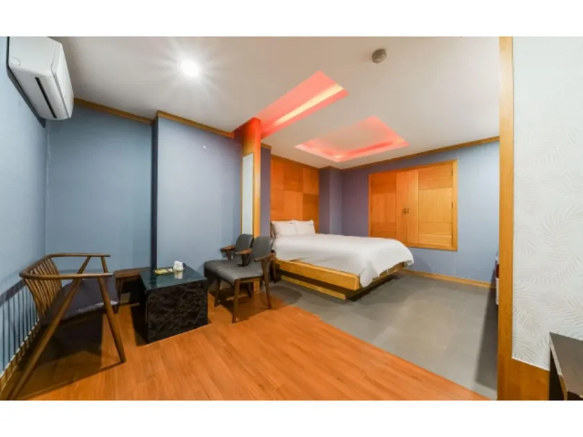 Goyang (Hwajeong) Karma Hotel - Image 1