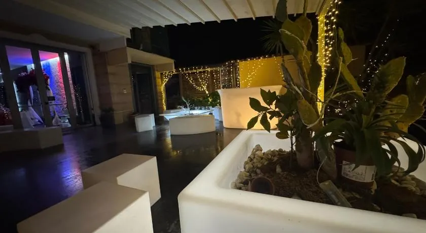 Dejavu ROOMS & SPA - Image 1