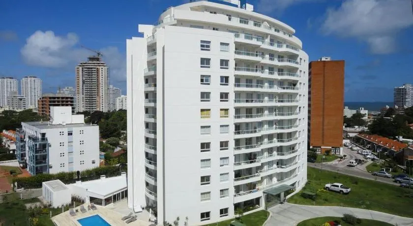 Edificio Botavara - Image 1