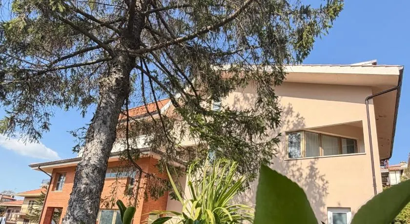 Firmamento Royal House - Image 1
