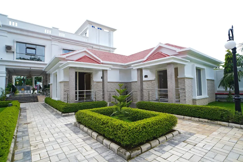 Unique holiday resort - Image 1