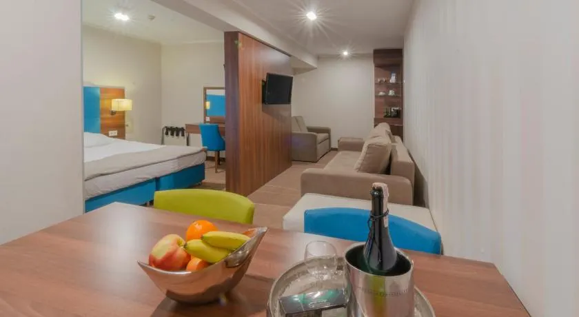 HolidayHomePL BALTIC z antresolą i balkonem przy plaży - Image 1