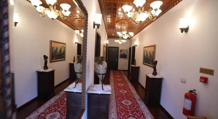 Hotel Antipatrea - Image 1