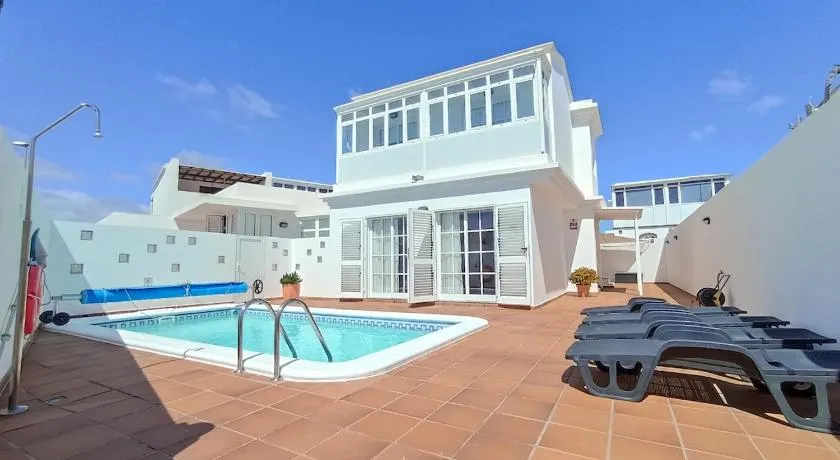 STORA CENTRALHUS TIAS LANZAROTE - Image 1