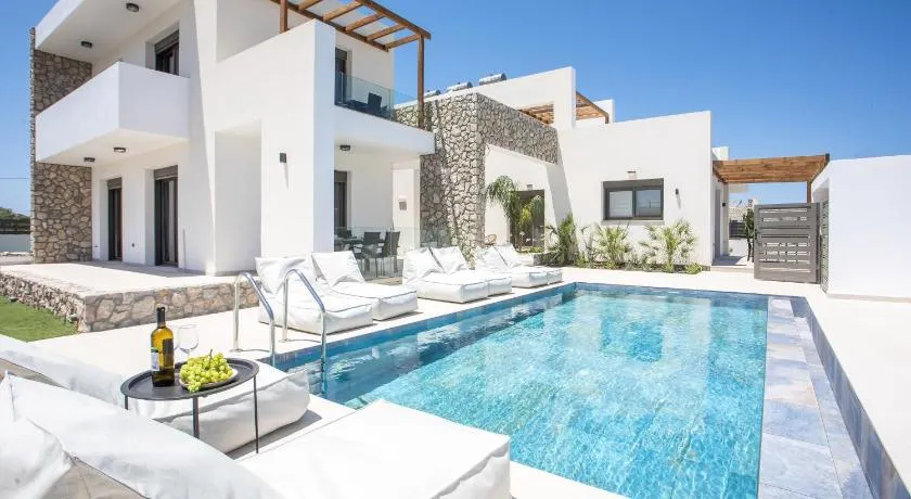 Nostos Luxury Apartments - Image 1