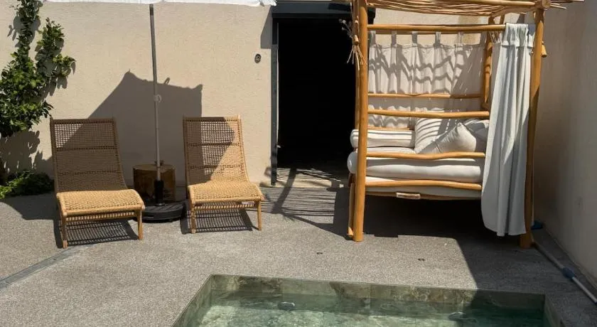 DIGITONE BY GATES Studio cosy pour 4 sans jacuzzi ni rooftop - Image 1