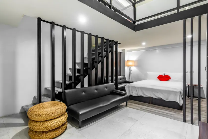 Sun Moon Tea B&B - Image 1