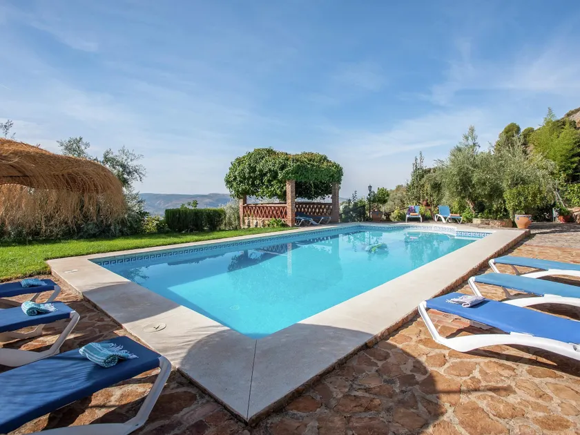 Cottage in Rute with Pool and Lake Views - Image 1