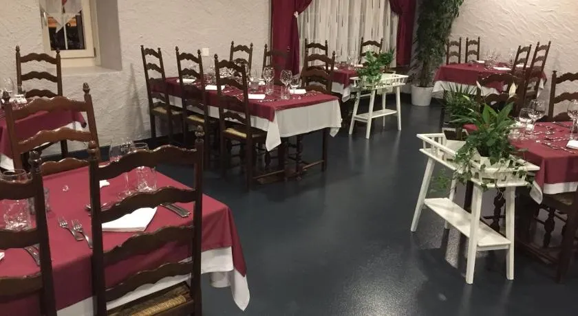 Hôtel- restaurant Le Bras d'Or - Image 1