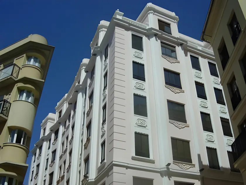 Hostal Bisbal ONLY ADULTS NO AC - Image 1