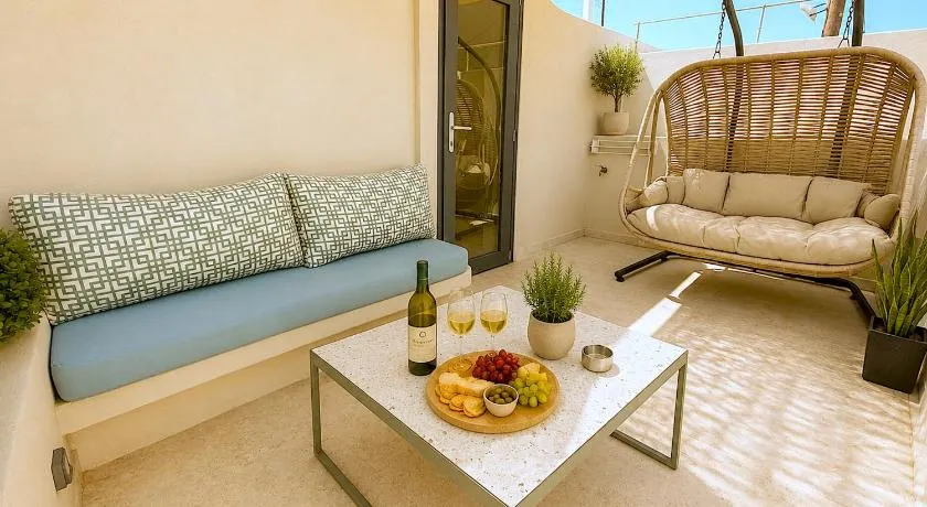 Argo Villa - Image 1