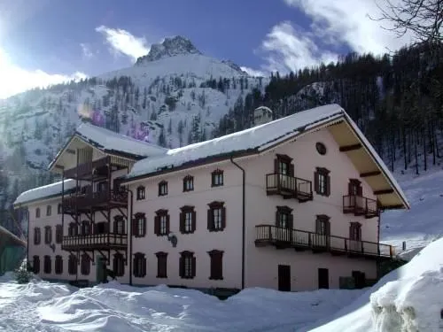 Hotel La Villa della Regina - Image 1